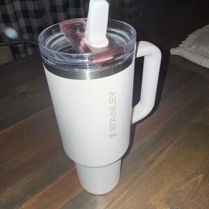 Stanley Soft Pink Travel Mug with Handle
